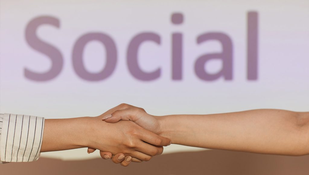 The Benefits of Outsourcing Social Media Marketing